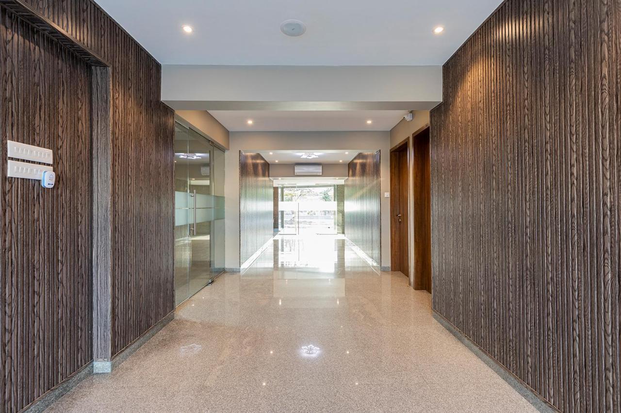 Hotel Seven Oaks Navi Mumbai Eksteriør billede